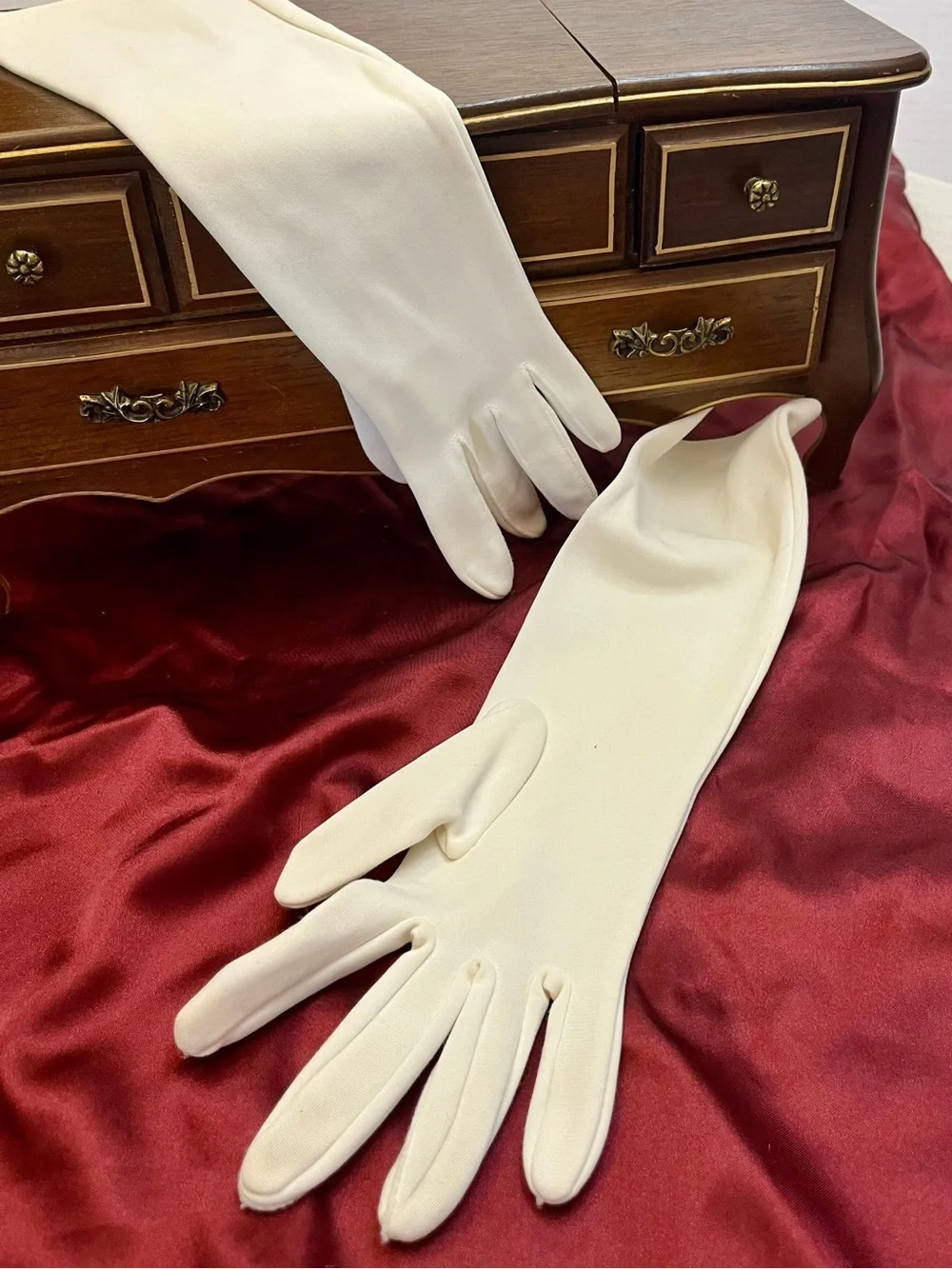 N/A vintage ivory